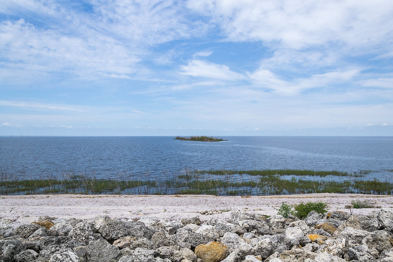 Largest Lakes in the United States_Lake Okeechobee